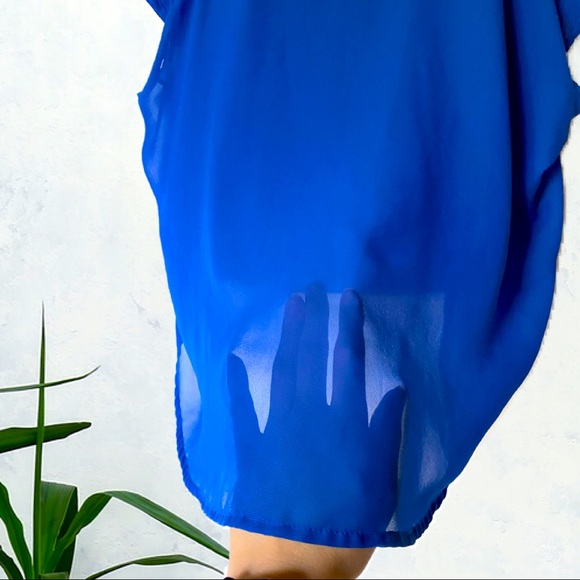 Ambiance | Asymmetrical Sheer Back Short Sleeve Top. Great Condition. - Picture 5 of 8